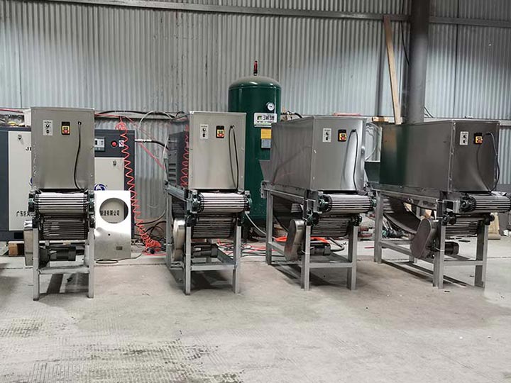 chain type peeling machine in factory