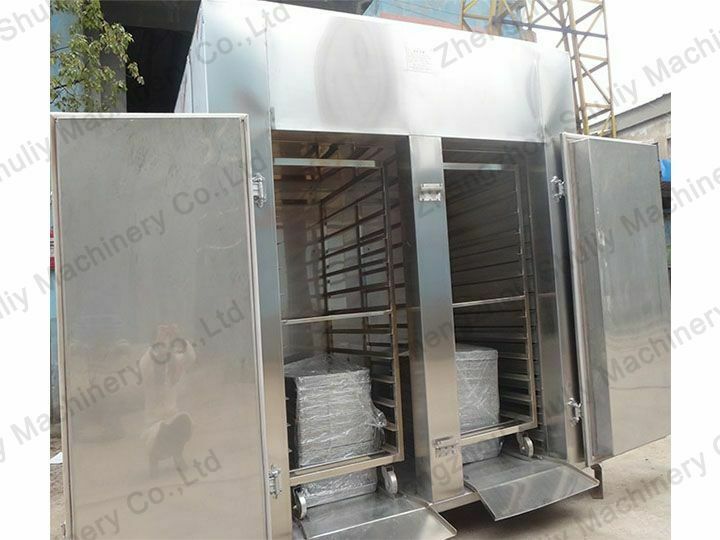 Industrial garlic drying oven with trolleys