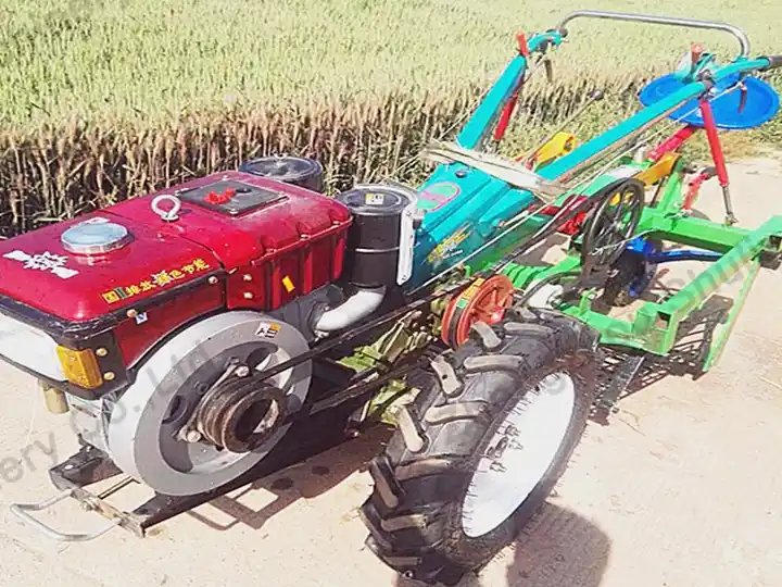 Manual Garlic Harvesting Machine 2 Small manual garlic harvesting machine
