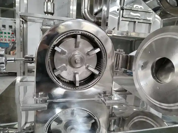 High-speed rotating blade 2