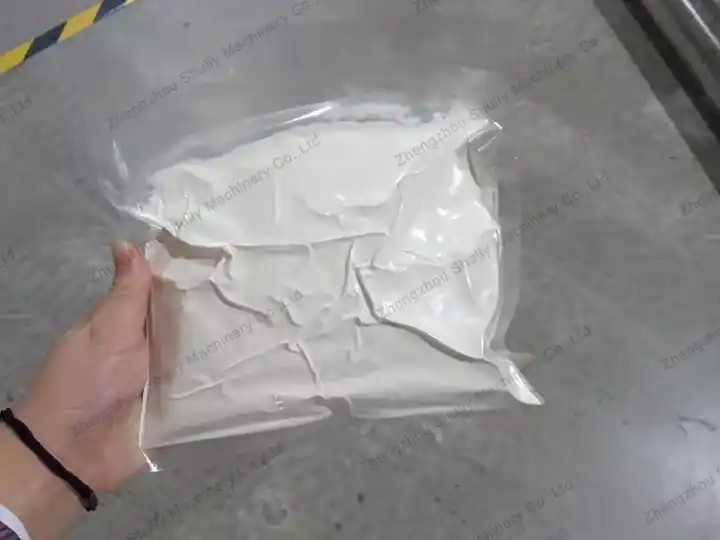 Vakuumverpackungsmaschine für Knoblauchzehen 8 Vakuumverpacktes Mehl