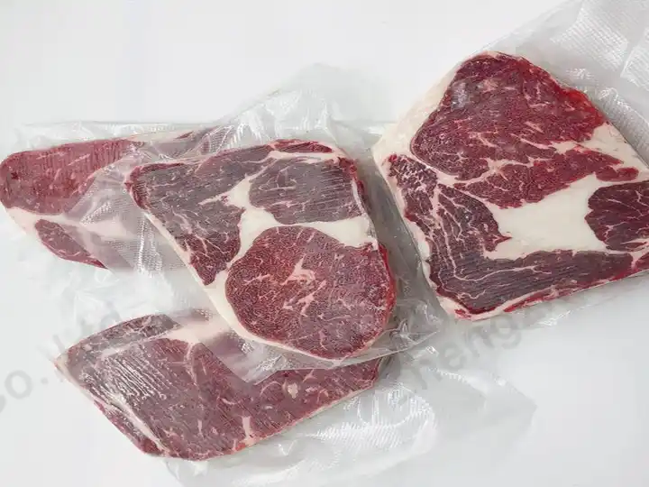 Vakuumverpackungsmaschine für Knoblauchzehen 5 Vakuumverpacktes Fleisch